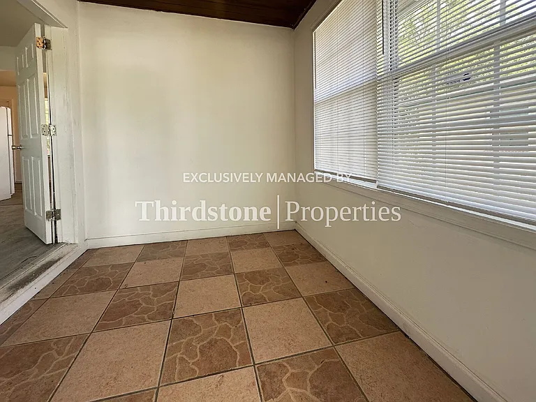 5638 Vernon Rd — Photo 15