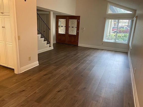 4th image of 818 Stanislaus Cir