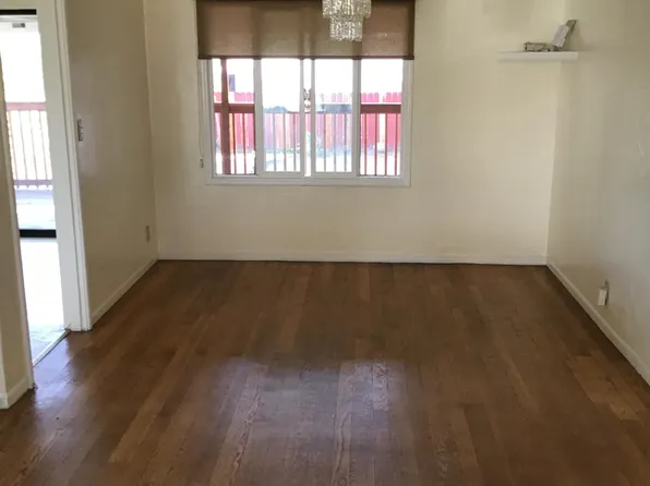 10329 Foothill Blvd, Oakland, CA 94605