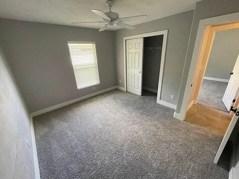 664 Wellesley Ct — Photo 14