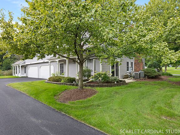 2nd image of 2S809 Grove Ln
