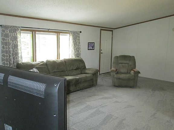 4th image of 4100 Crestwood Ct