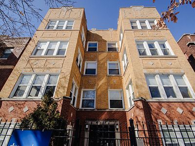 4704 N Sawyer Ave APT 3S, Chicago, IL, 60625