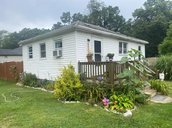 1907 Ontario Rd, Niles, MI 49120