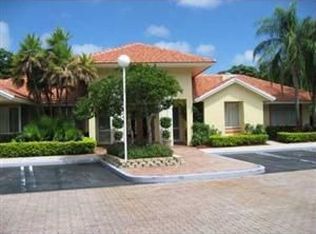 1170 The Pointe Dr, West Palm Beach, FL 33409
