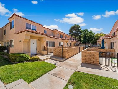 43441 30th St W UNIT 3, Lancaster, CA, 93536