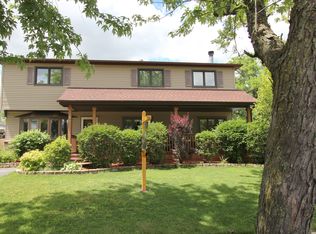 8740 Olympic Dr, Bridgeview, IL