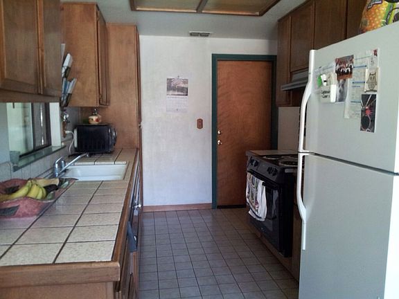 KITCHEN DIFFERENT VIEW
