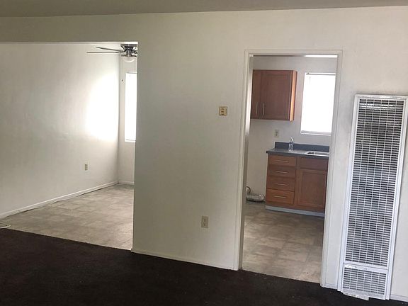 5th image of 27386 Harlan Ln #B