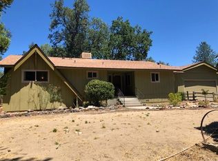 48883 Royal Oaks Dr, Oakhurst, CA 93644