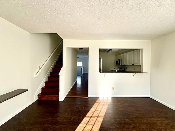 4th image of 8324 Chester Pkwy #8324