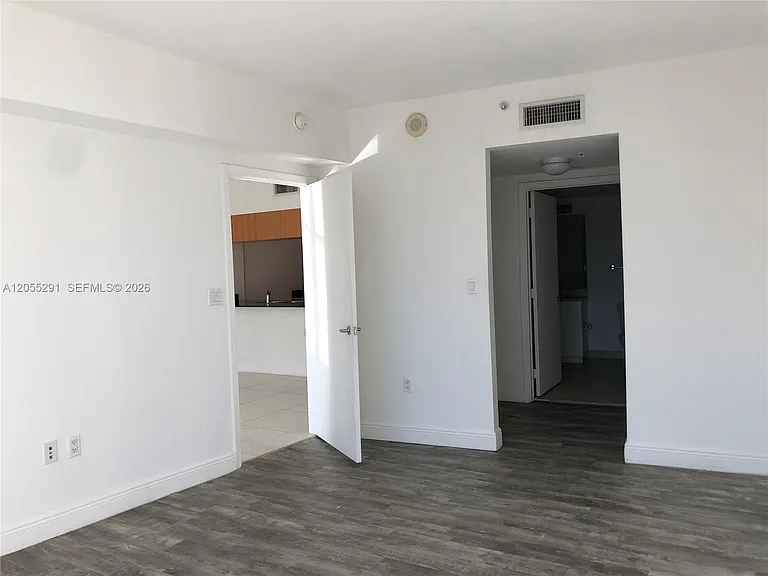 1750 N Bayshore Dr #2012 — Photo 10