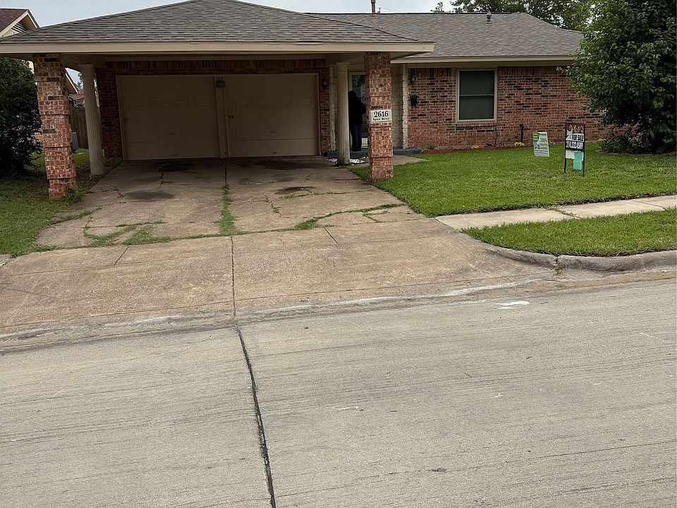 1st image of 2616 Spiceberry Ln