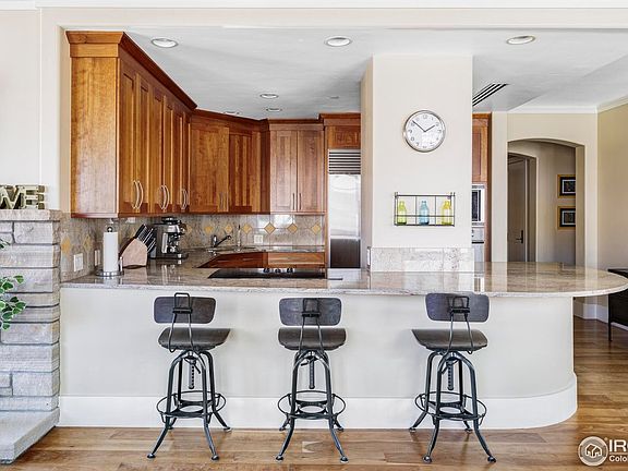 5th image of 1301 Canyon Blvd #207