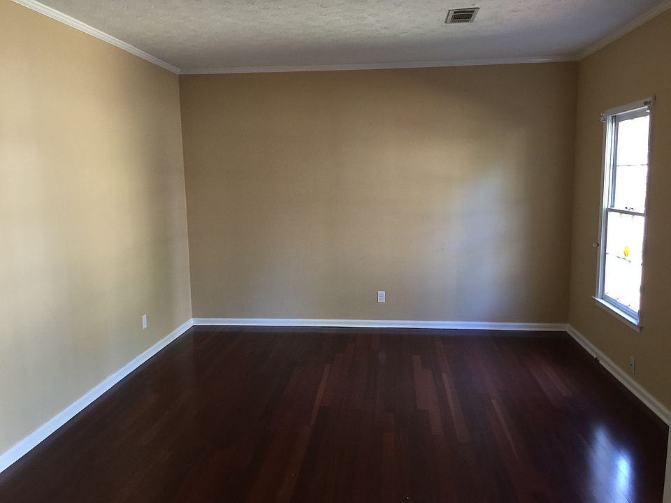 # 2 living Room 