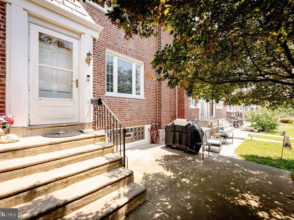 4211 Tudor St, Philadelphia, PA 19136