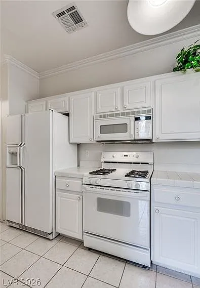 5272 Island Chain Rd — Photo 21