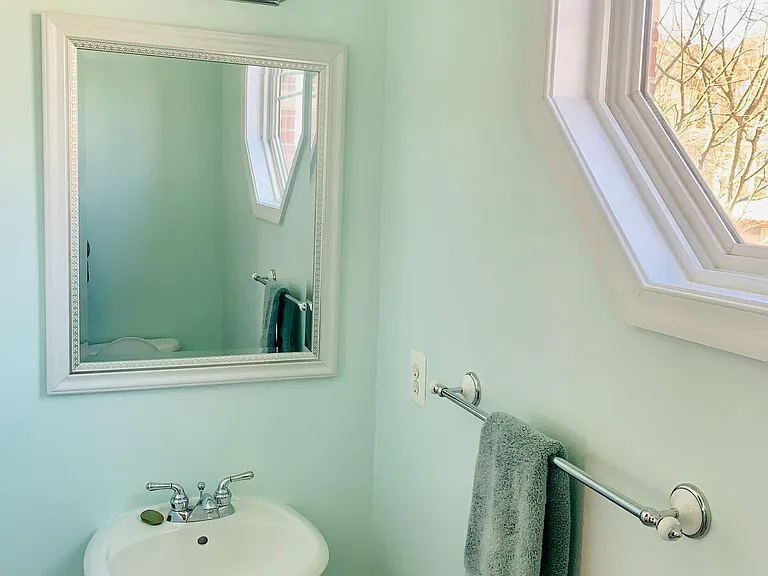 9823 Darcy Forest Dr — Photo 13