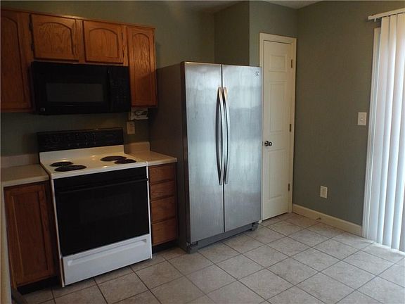 4th image of 3644 Dayflower Way