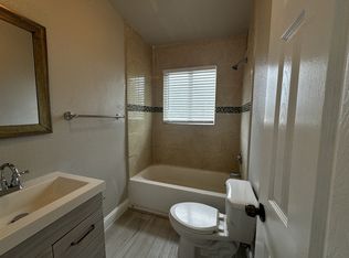 1940 Washington Ave #5, Opa Locka, FL 33054