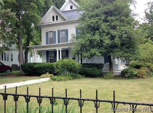 1106 W College Ave, Jacksonville, IL 62650