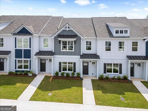 2712 Sandy Rd #195, Conyers, GA 30013