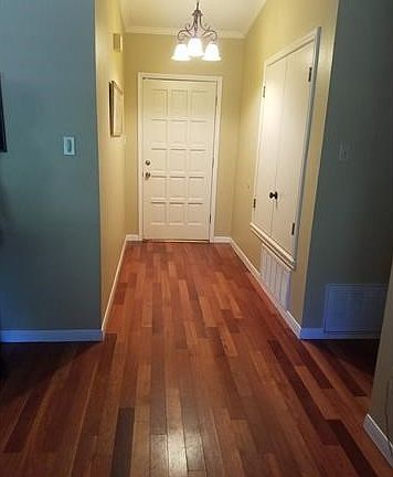 4th image of 108 Potomac Cir