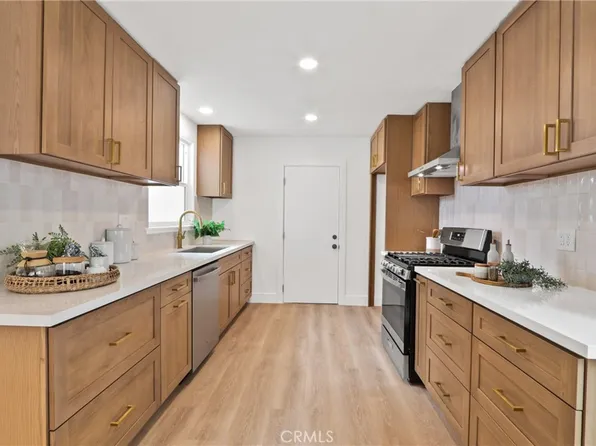 802 Bejay Pl, San Pedro, CA 90731