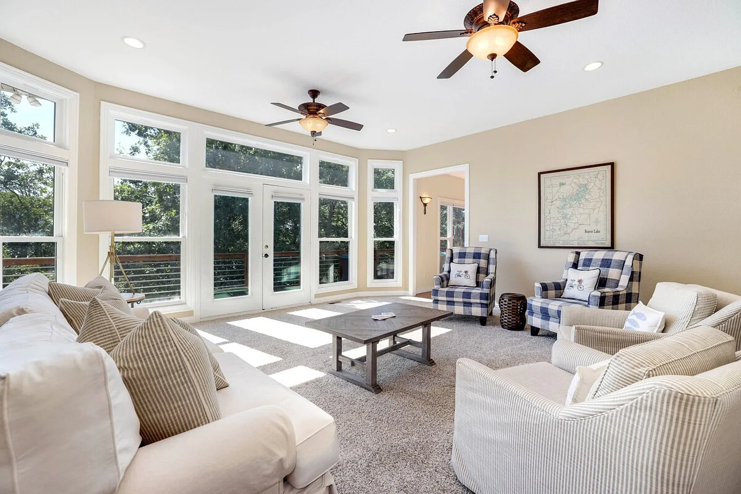 4 bed, 3.0 bath, 3401 sqft, $5,424 — Photo 4