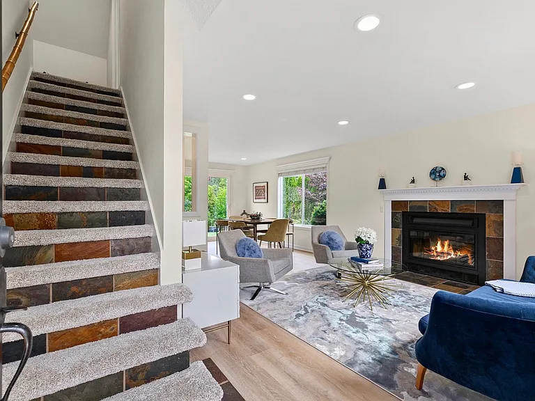 8424 NE 131st Pl — Photo 3