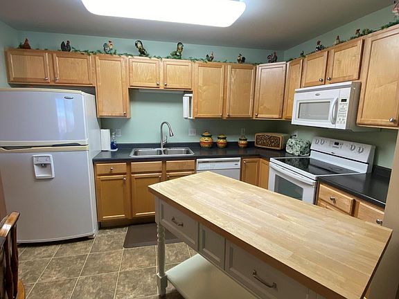 5th image of 4600 S Washington St APT 307