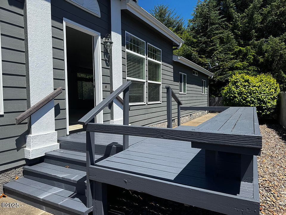 1st image of 6060 NE Evergreen Ln