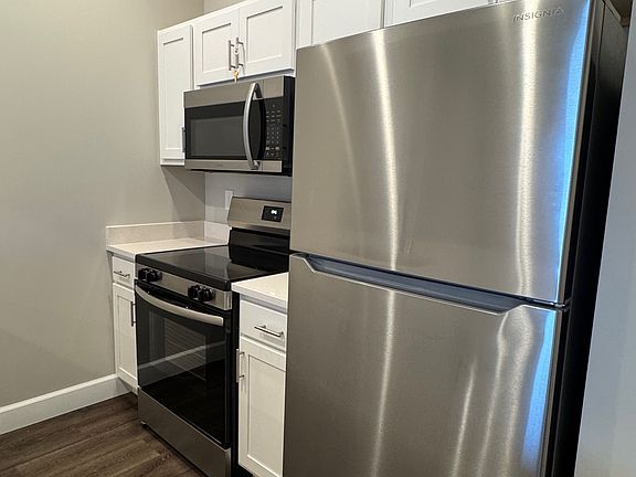3rd image of 56 South St #2307