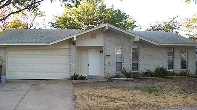 1st image of 1713 Pine Knot Dr