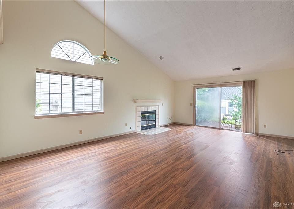 1st image of 6990 Beckett Ct