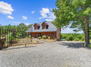 162 N Star Dr, Nebo, NC 28761