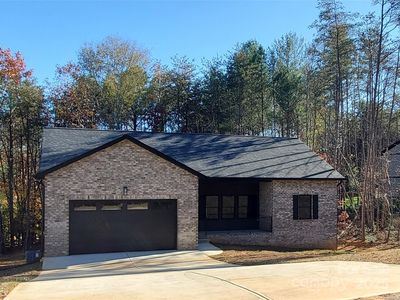 5751 Selkirk Dr, Hickory, NC, 28601
