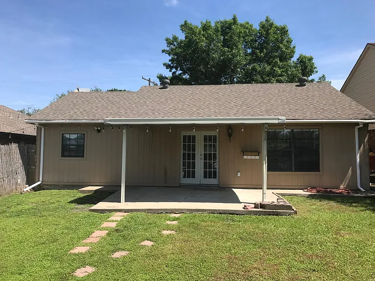 7408 Catamaran Dr — Photo 19