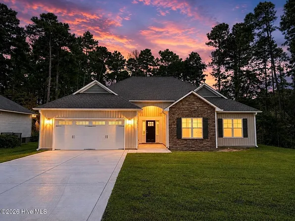 1831 Caracara Drive, New Bern, NC 28560