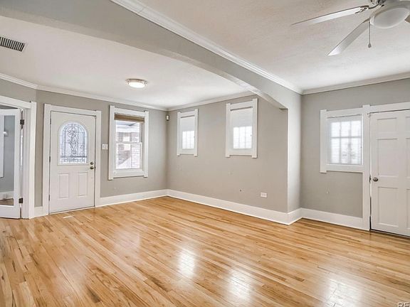 3rd image of 1401 Rosemary St