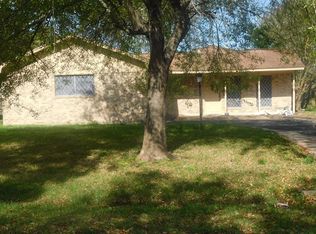 1249 Pyburn St, Angleton, TX 77515