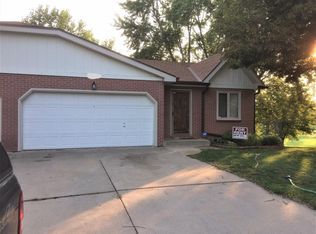 11719 Sprague Cir, Omaha, NE 68164