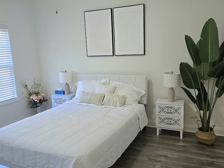 211 Jackson Pl NW — Photo 8