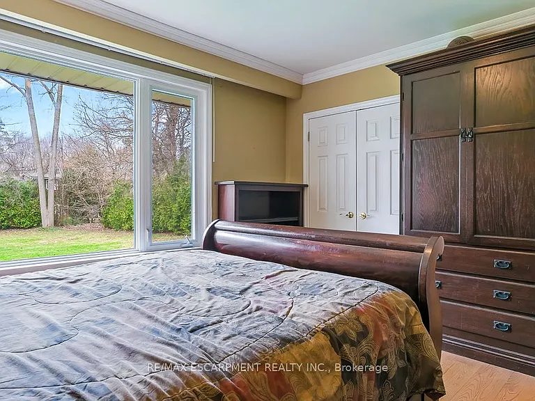 1546 Lorne Wood Rd — Photo 13