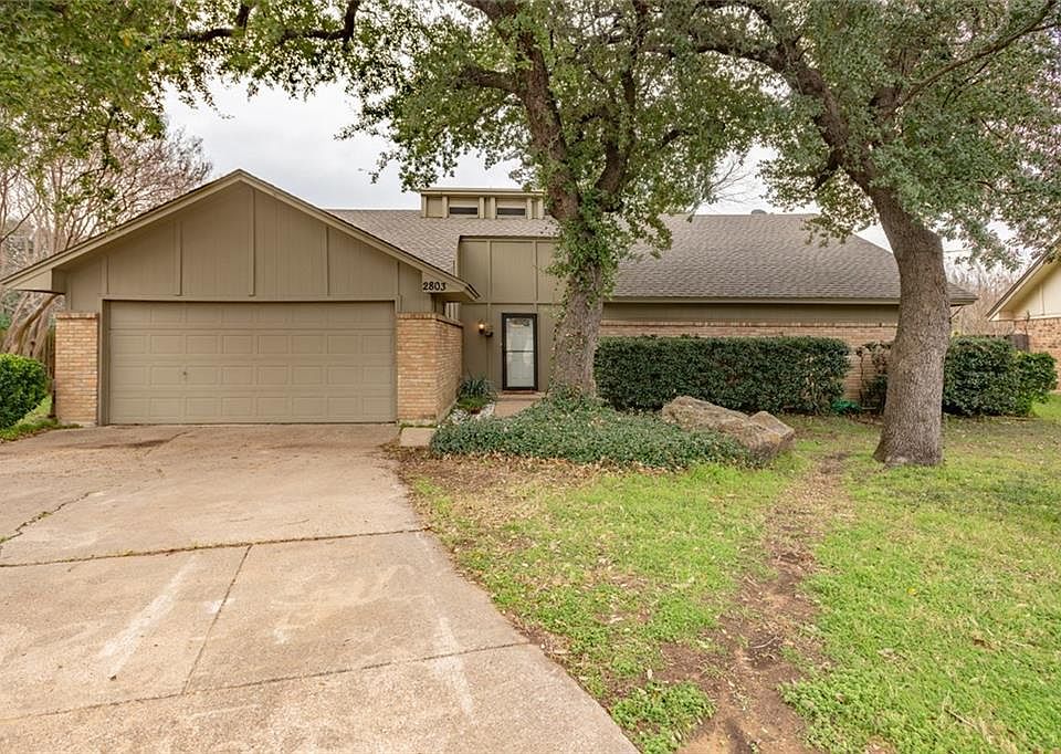 1st image of 2803 Bonneville Dr