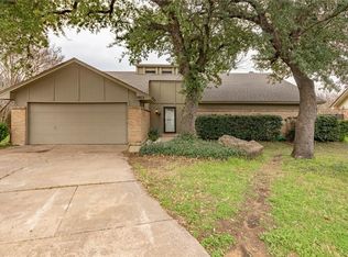 2803 Bonneville Dr, Arlington, TX 76016