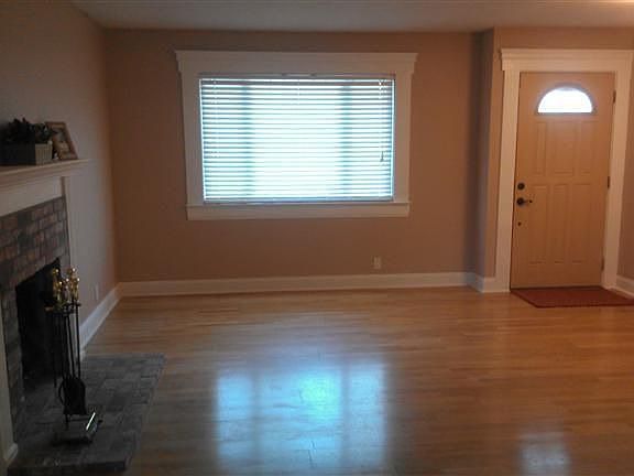 2nd image of 2124 Strauss Ct