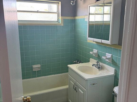 2nd image of 70 Davis Blvd APT 11