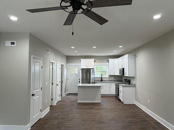 5th image of 1340 Unity Dr NE