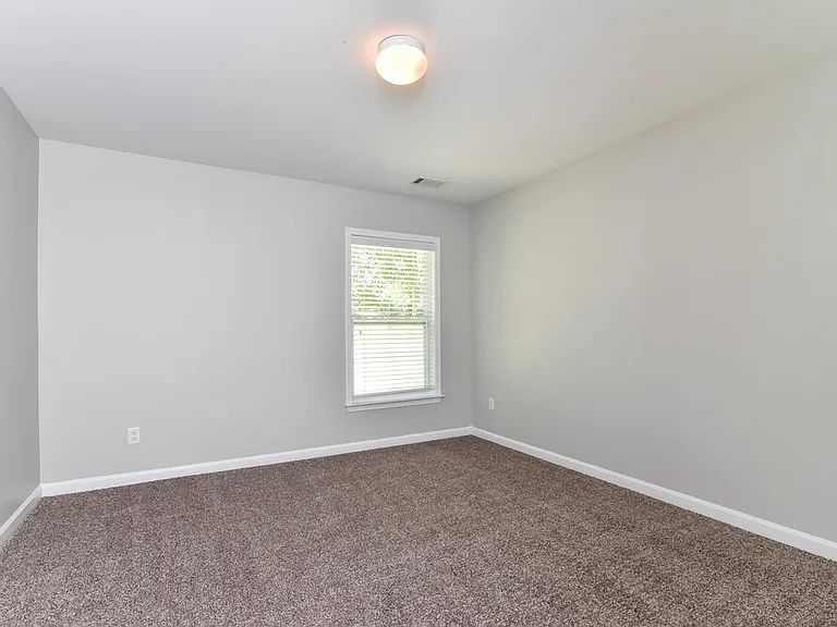 1 Horseshoe Ln — Photo 14